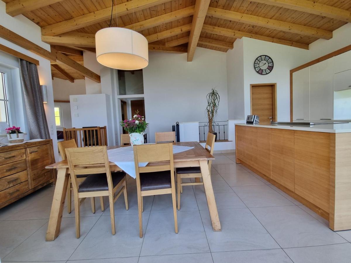Appartment Schwarzenauer Mutters Buitenkant foto